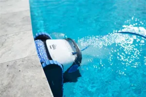How to clean your pool after a storm