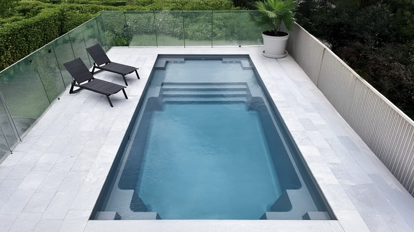The Echo - large fibreglass pool with splash deck and deepend swimouts