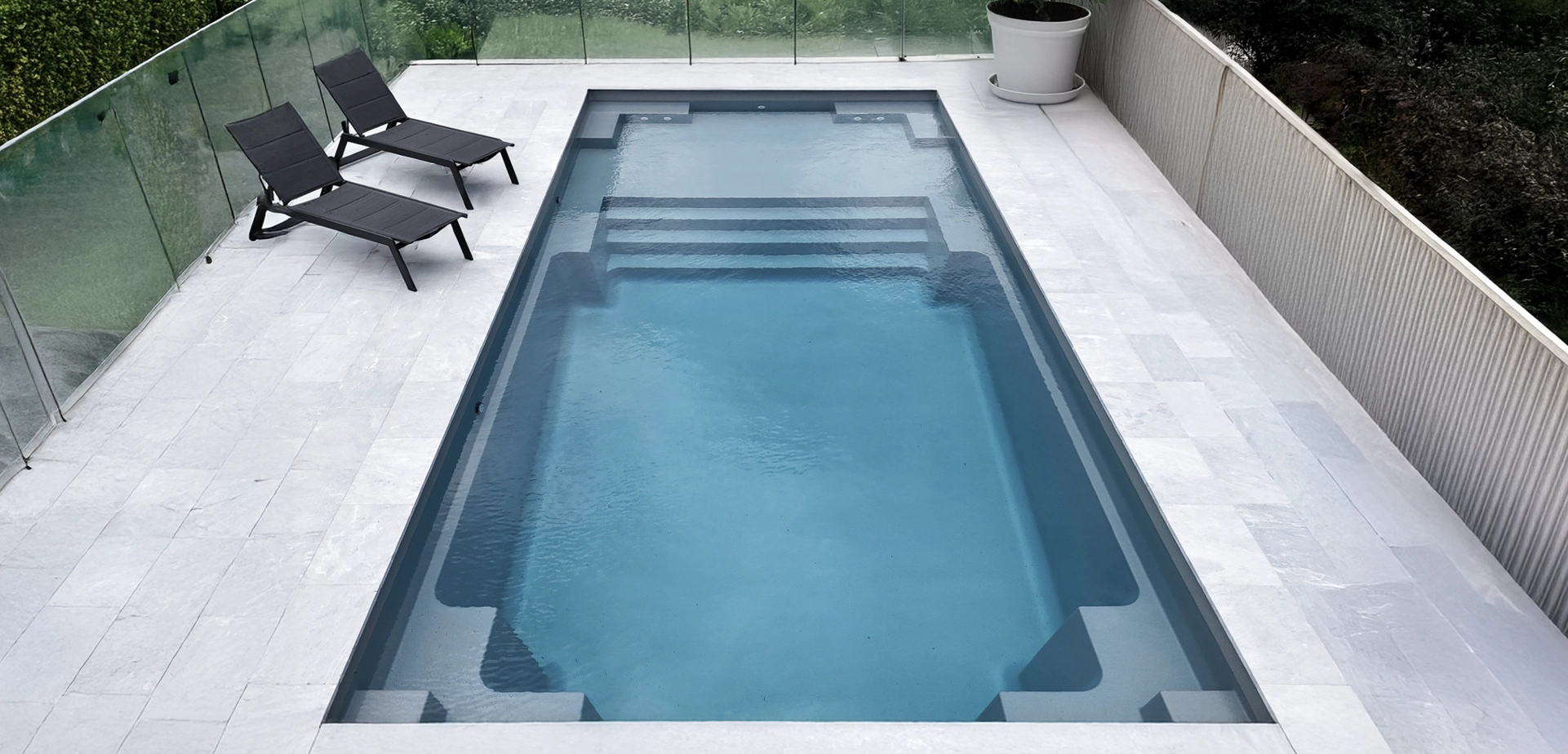 The Echo - large fibreglass pool with splash deck and deepend swimouts