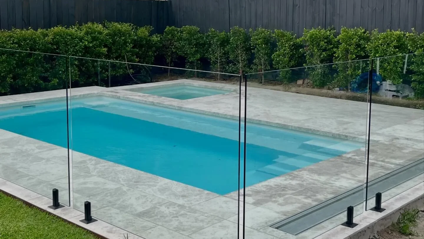 The Escape 6.10m & The Haven Spa 2.05m in Pearl - a Nexus Pools' plunge pool & spa