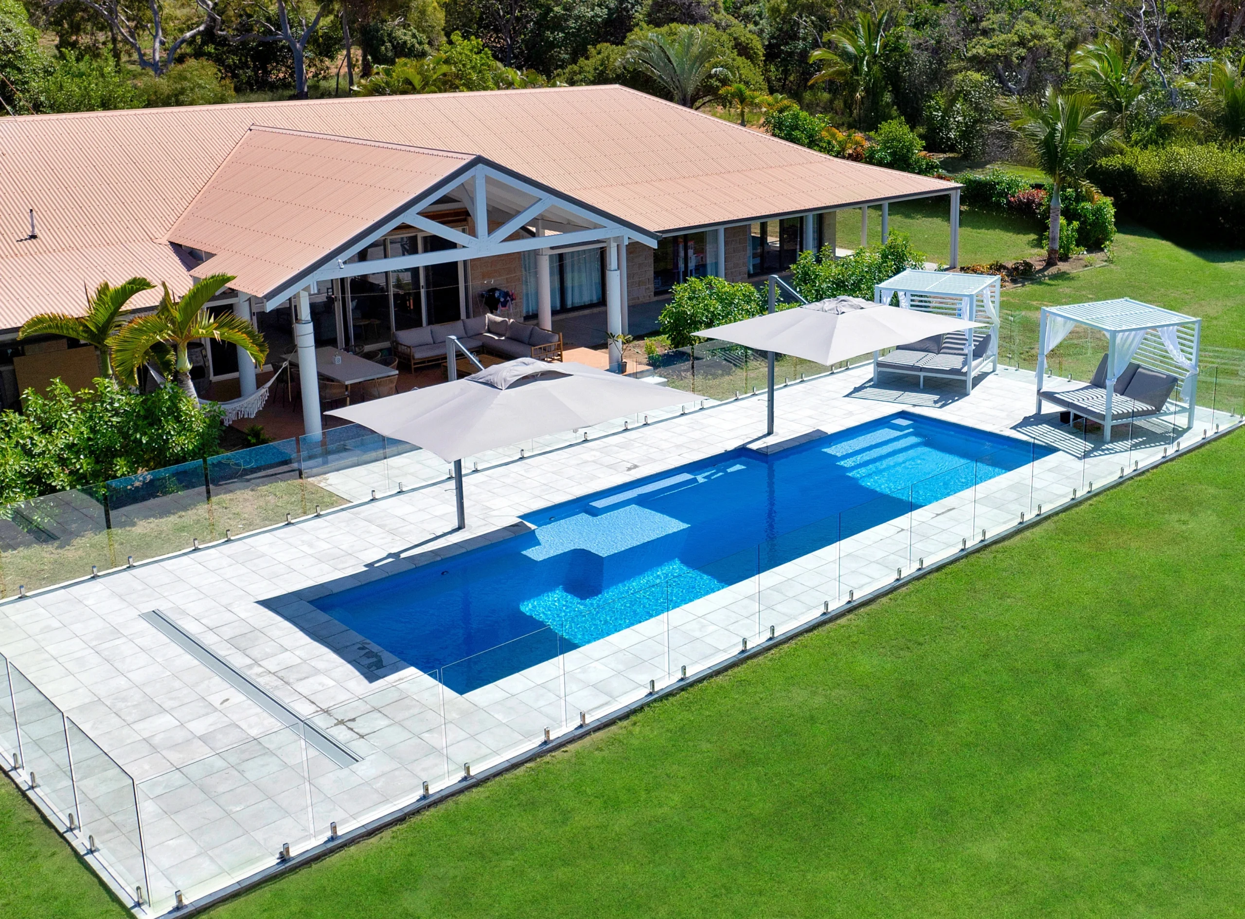 Nexus Pools The Eternal 12.00m Lunar NP Gladstone