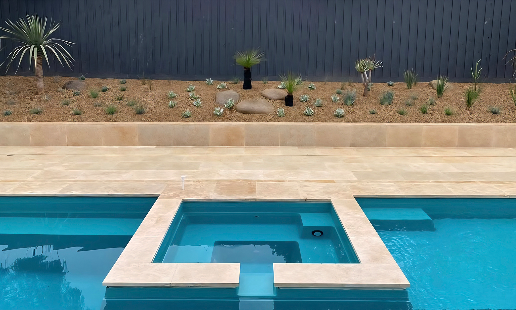 The Muse with Spa 7.60m in Shadow installed by Geelong