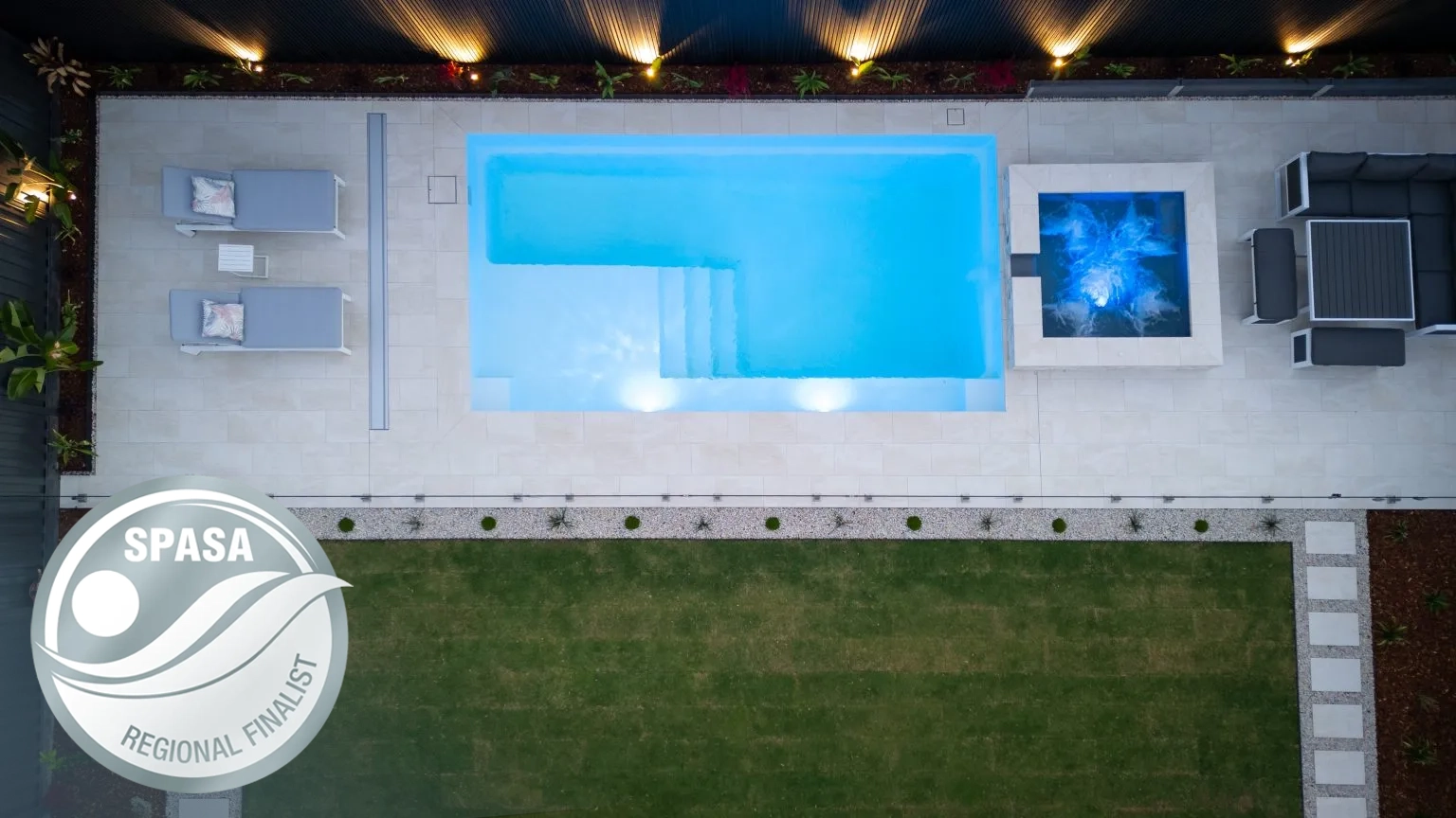 IMG NP AU Unity 7 Haven Overflow Tanzanite Rowville SPASA Award The Unity 7.00m in Pearl and The Haven Spa with Overflow