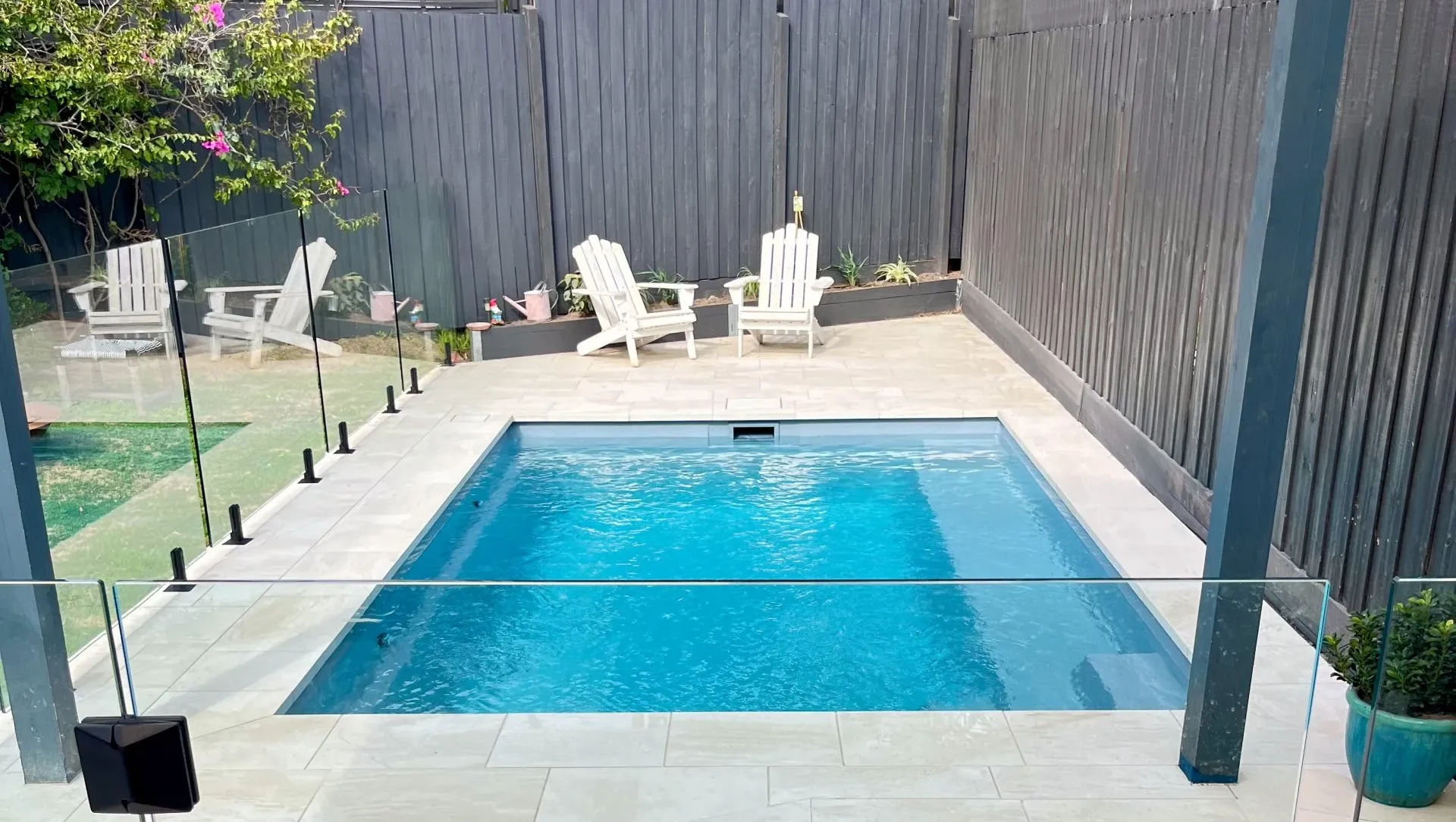 The Escape 5.00m & Spring Spa in Mist, installed by Tanzanite Pools in Brighton, VIC