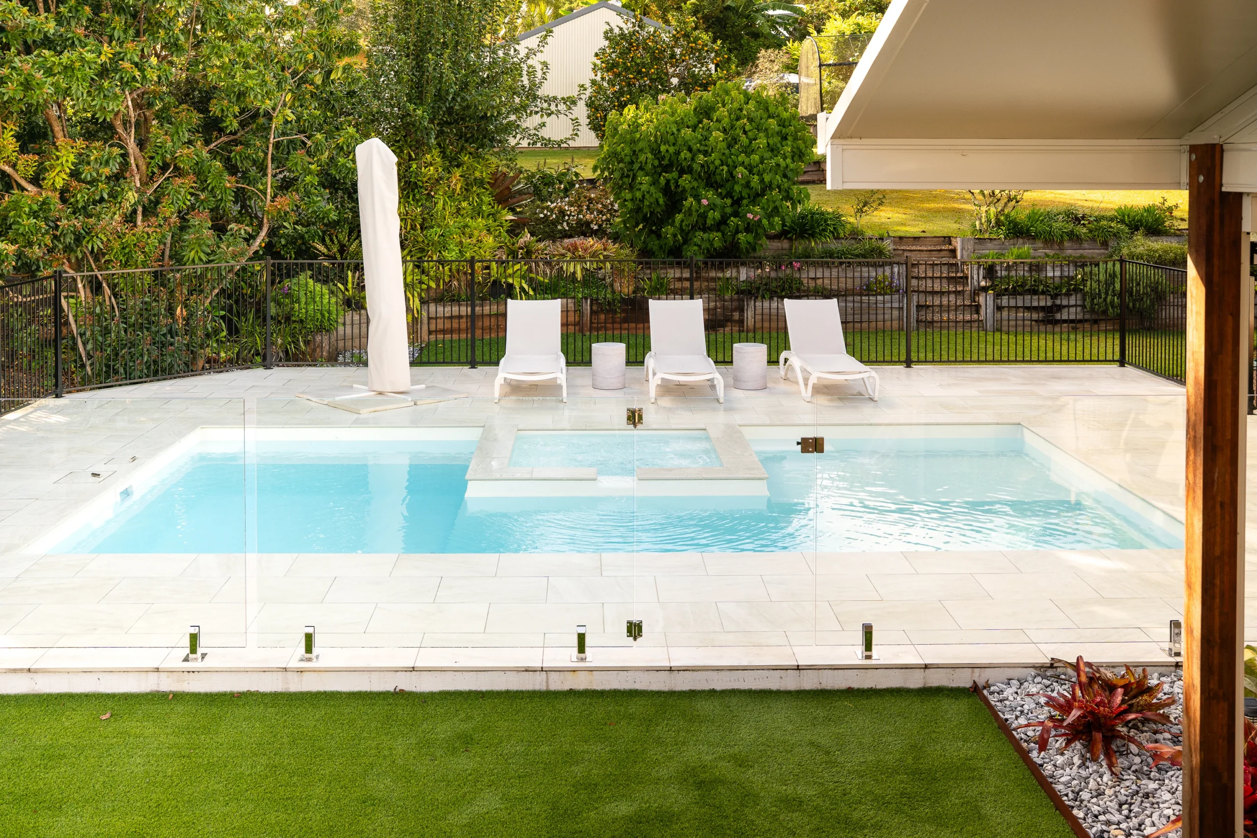 The Muse with Spa 7.62m in Pearl installed by Nexus Pools Sunshine Coast North