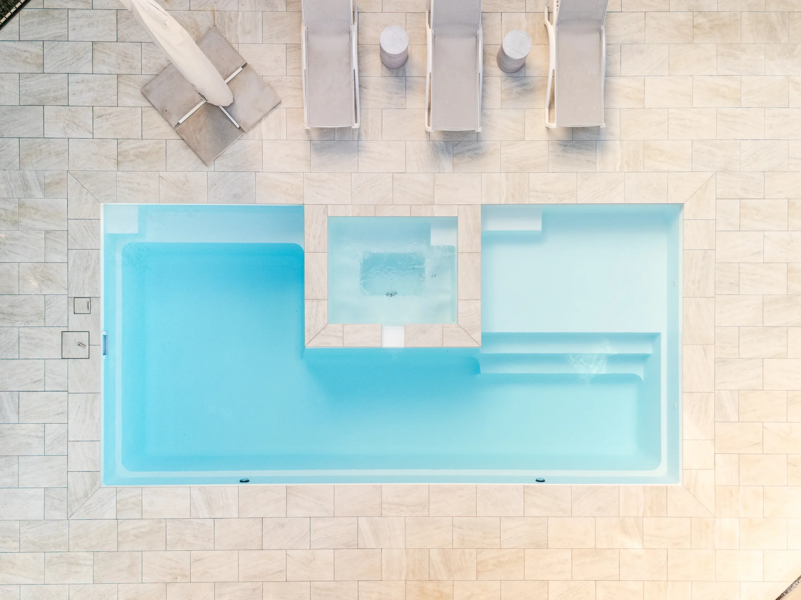 The Muse with Spa 7.62m in Pearl installed by Nexus Pools Sunshine Coast North